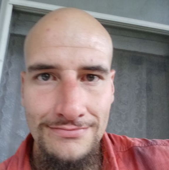 Meet your Posher, Ryan - Picture 1 of 1